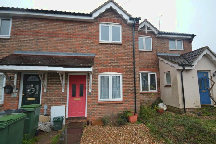 2 Bedroom Property To Rent In Farthing Close, Braintree, CM7