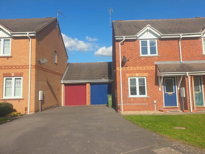 2 Bedroom Town House To Rent In Royce Close, Thorpe Astley, LE3