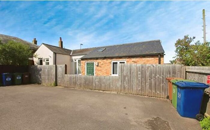 2 Bedroom Semi-Detached Bungalow To Rent In Dartford Road, March, PE15