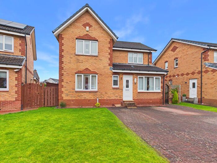 4 Bedroom Detached House For Sale In Low Quarry Gardens, Hamilton, ML3