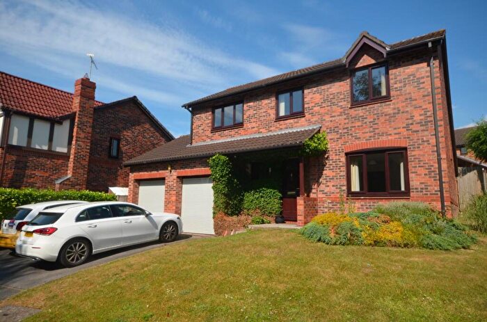 3 Bedroom Detached House For Sale In Tushingham Close, Great Boughton, Chester, CH3