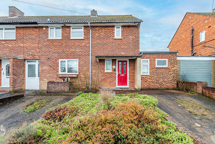 4 Bedroom Semi-Detached House For Sale In Caesars Road, Wheathampstead, Hertfordshire, AL4