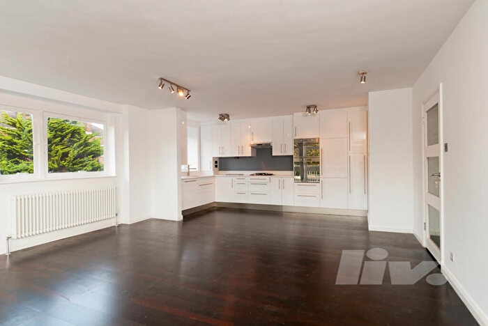 2 Bedroom Flat To Rent In Blair Court, Boundary Road, St John's Wood, NW8