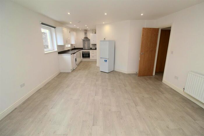 1 Bedroom Flat To Rent In Gold Tops, Newport, NP20