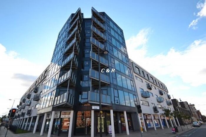 2 Bedroom Apartment To Rent In Bishops Corner, Stretford Rd, Hulme, Manchester., M15