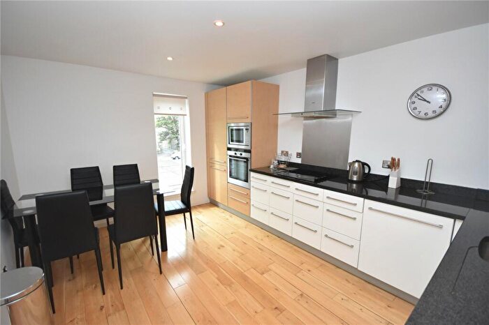 2 Bedroom Flat To Rent In Dempsey Court, Queens Lane North, Aberdeen, AB15