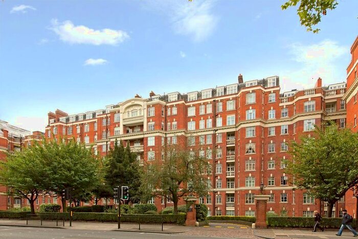 3 Bedroom Flat To Rent In Clive Court, Maida Vale, London, W9