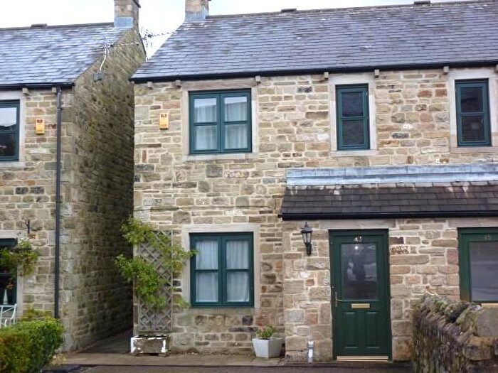 3 Bedroom Semi Detached House For Sale In Kings Mill Lane, Settle, North Yorkshire, BD24