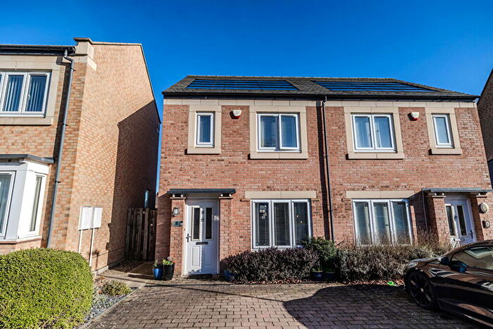 2 Bedroom Semi Detached House For Sale In Beechwood Drive, Prudhoe, NE42