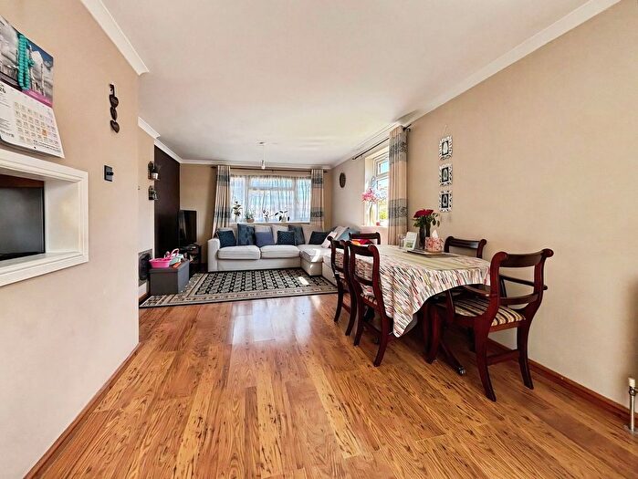 4 Bedroom Detached House To Rent In Charnock, Swanley, BR8