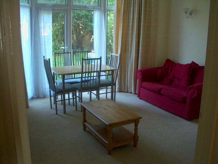 1 Bedroom Flat To Rent In Flat Bristol Road, B29