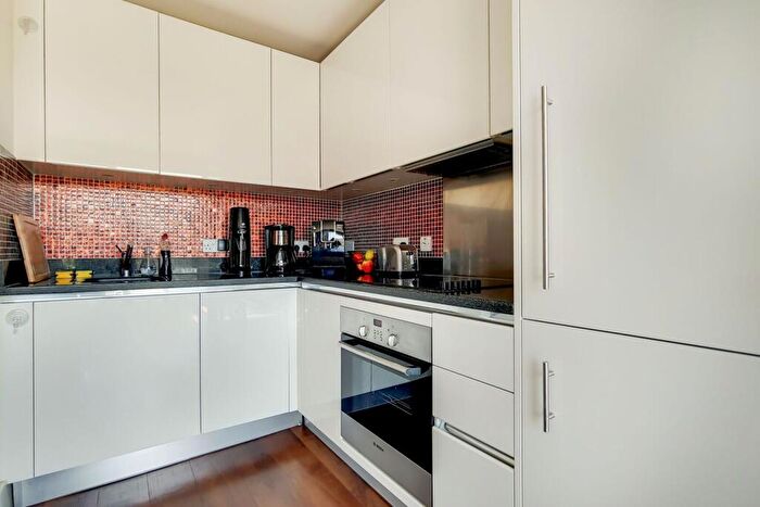 Studio To Rent In Major Draper Street, Woolwich, London, SE18
