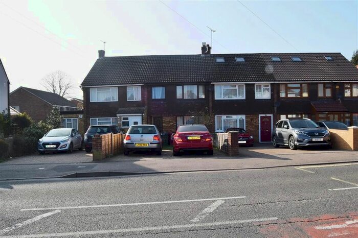 3 Bedroom Terraced House To Rent In Cippenham Lane, Cippenham, Slough, SL1