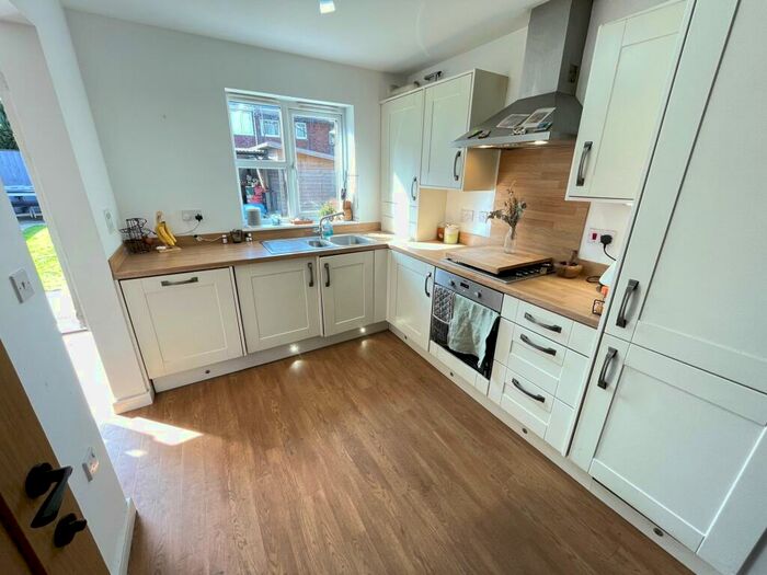 3 Bedroom Detached House For Sale In Rowan Drive, Cleadon Vale, South