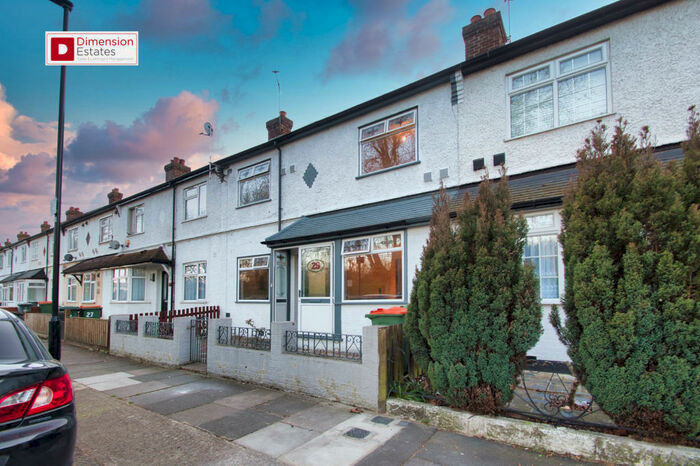 4 Bedroom Terraced House To Rent In Reynolds Avenue, London, E12