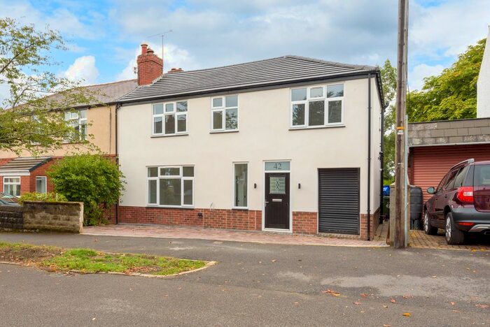 5 Bedroom Semi-Detached House To Rent In Trap Lane, Sheffield, S11