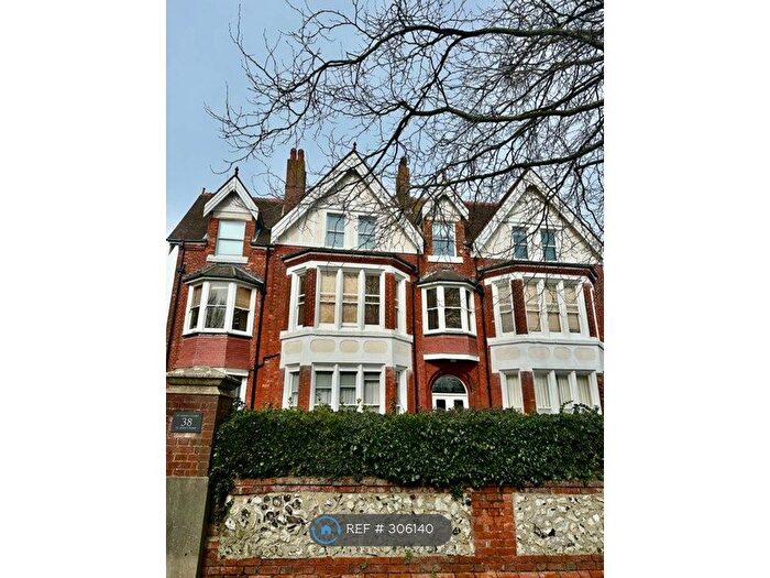 4 Bedroom Flat To Rent In St. John's Road, Eastbourne, BN20