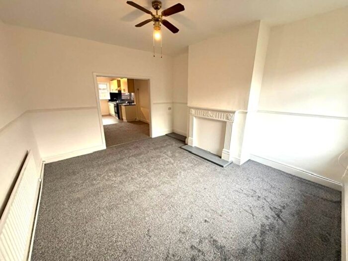 2 Bedroom Detached House To Rent In Churchfield Avenue, Cudworth, Barnsley, S72