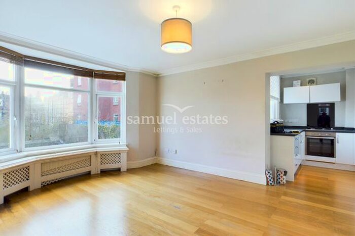 1 Bedroom Flat To Rent In Wyatt Park Road, Streatham Hill, SW2