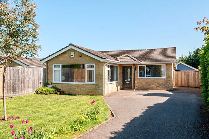 4 Bedroom Detached Bungalow For Sale In Black Bourton Road, Carterton, Oxfordshire, OX18