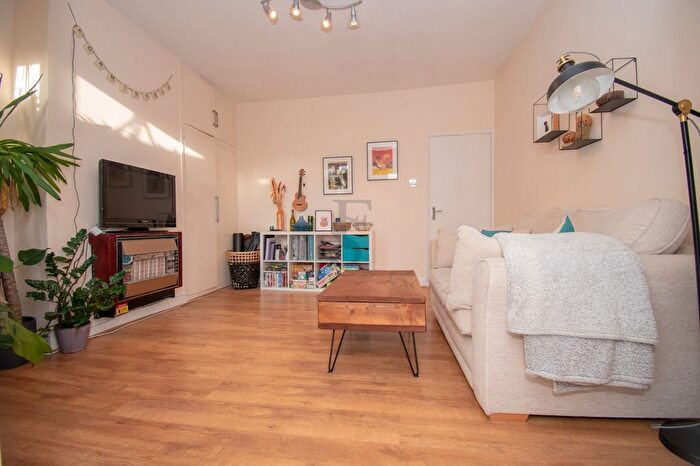 1 Bedroom Flat To Rent In Allandale Road, Leicester, LE2