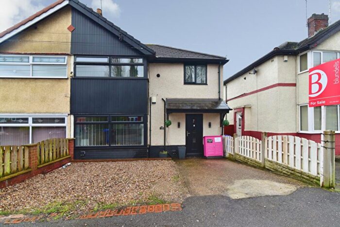 4 Bedroom Semi Detached House For Sale In Alnwick Road, Sheffield, S12