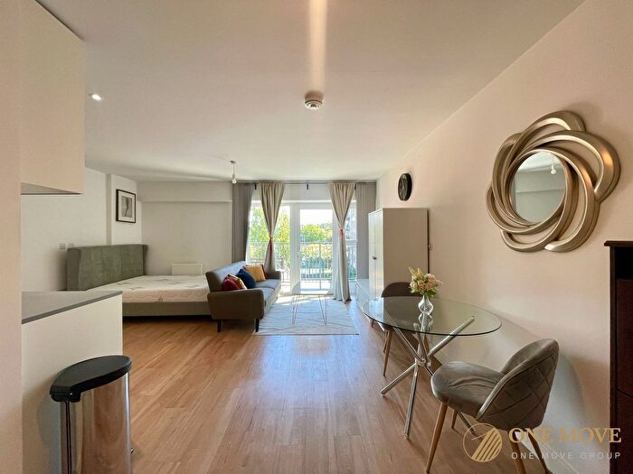 1 Bedroom Studio To Rent In Beaufort Square, Fairbank House, NW9