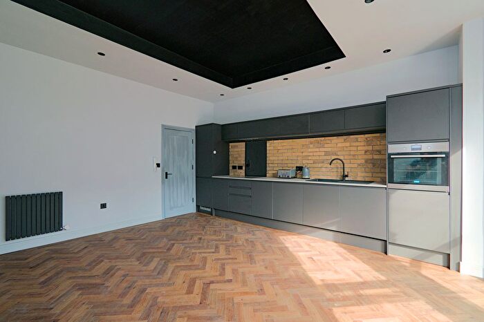 1 Bedroom Flat To Rent In Mayfield Road, Liverpool, L19