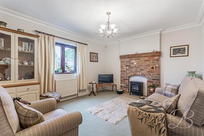 5 Bedroom Detached House For Sale In Main Street, Hayton, Retford, DN22