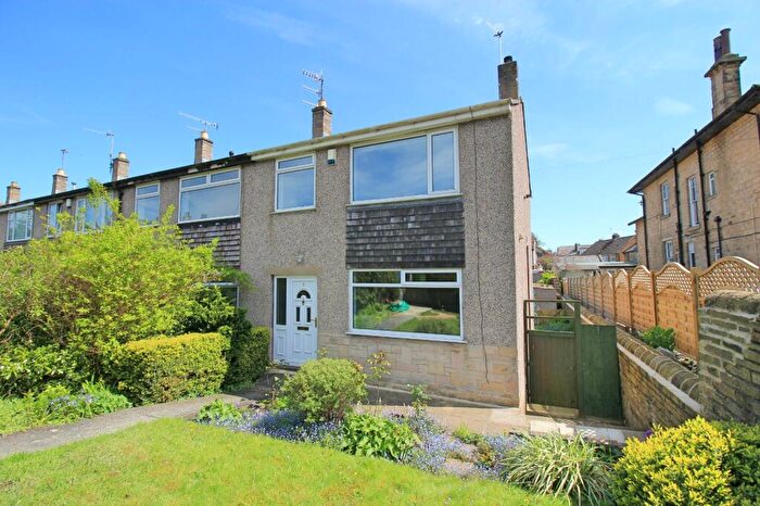 3 Bedroom End Of Terrace House To Rent In Staveley Court, Bingley, West Yorkshire, BD16