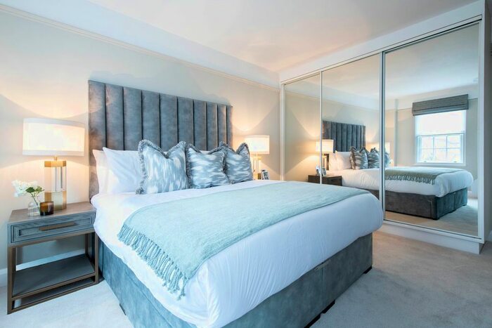 2 Bedroom Flat To Rent In Fulham Road, Pelham Court, SW3