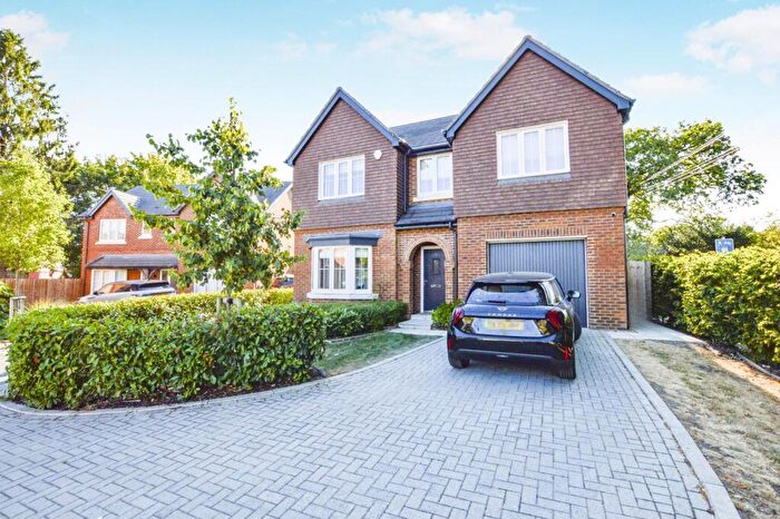 4 Bedroom Detached House To Rent In Gatfield Court, Bagshot, Surrey, GU19