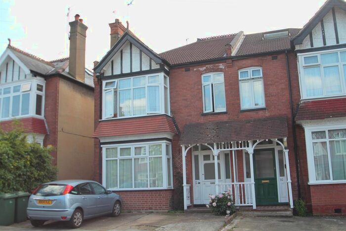 1 Bedroom Flat To Rent In Whitehall Road, Harrow-On-The-Hill, Harrow, HA1