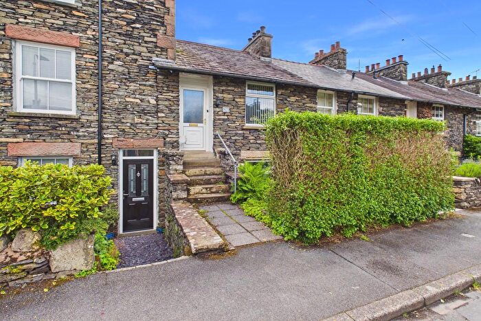 2 Bedroom Terraced House For Sale In Upper Oak Street, Windermere, LA23