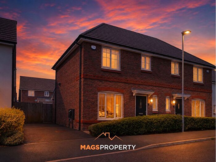 3 Bedroom Semi-Detached House For Sale In Yewfield Way, Huyton, L36