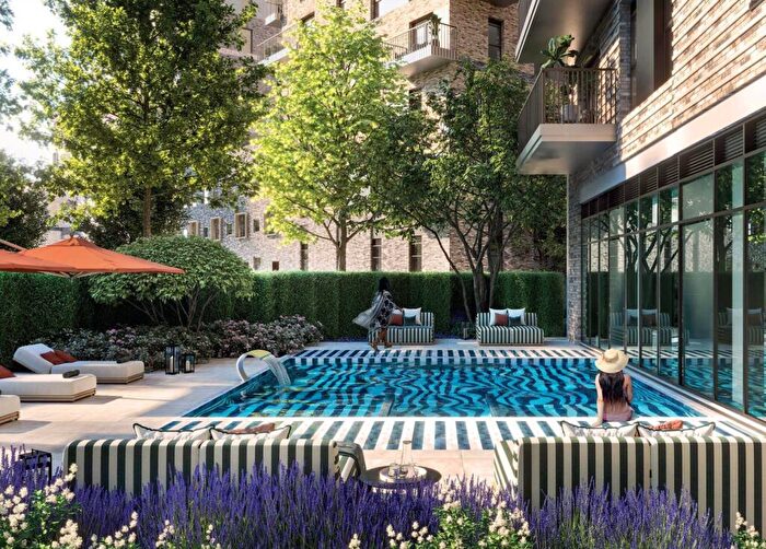 2 Bedroom Flat For Sale In Bow Green, Bow, E3