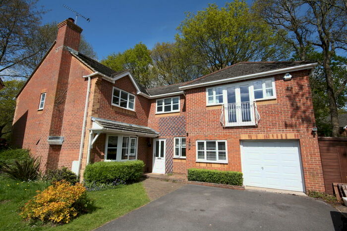 4 Bedroom Detached House To Rent In Buchan Avenue, Whiteley, PO15