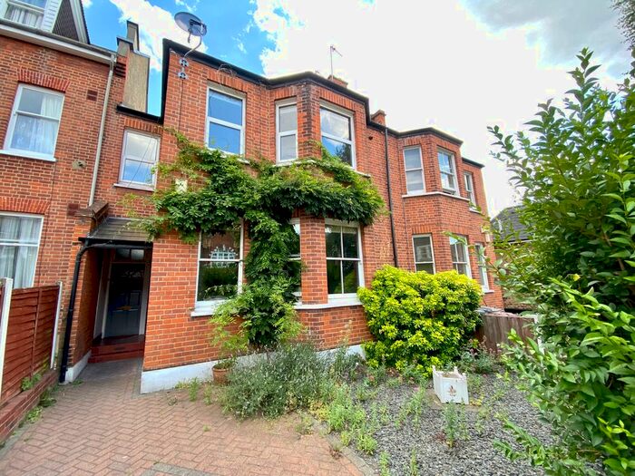 2 Bedroom Flat To Rent In Tressillian Road, London, SE4