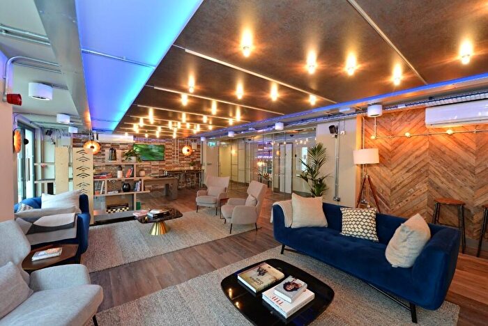 2 Bedroom Apartment To Rent In Apartment, The Forum, Pershore Street, Birmingham, B5