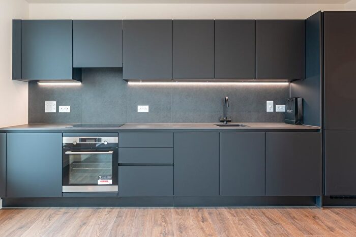 2 Bedroom Flat To Rent In Eastman Road, Harrow, HA1