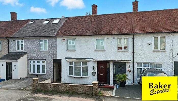 3 Bedroom Terraced House For Sale In Arrowsmith Road, Chigwell, Essex, IG7