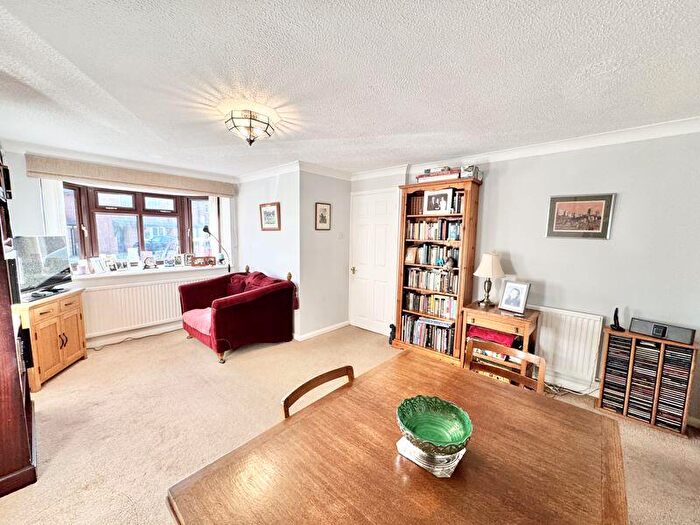 5 Bedroom Detached House For Sale In Blithfield Avenue, Loughborough, LE11