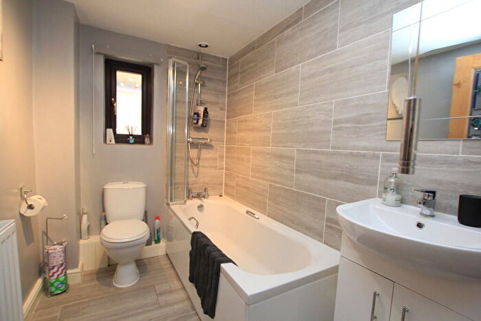2 Bedroom Cottage To Rent In Churton Road, Farndon, Chester, CH3