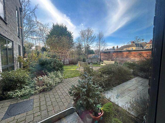 2 Bedroom Apartment To Rent In Novum House, Water Lane, Cambridge, CB4