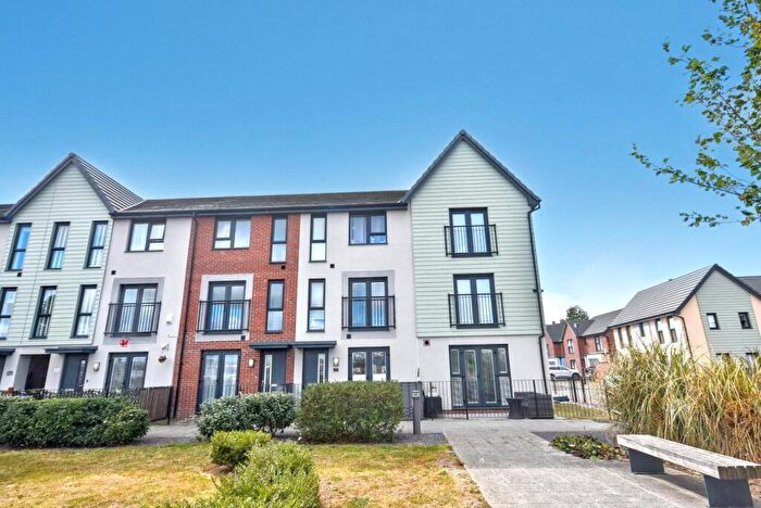 4 Bedroom Town House To Rent In Clos Cymmer, Barry, CF62