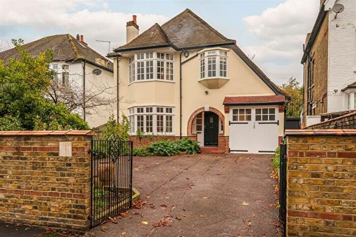 4 Bedroom Detached House For Sale In Annesley Road, Blackheath, SE3