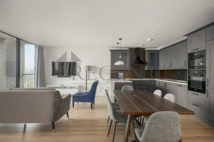 3 Bedroom Apartment To Rent In Emery Way, London Dock, E1W