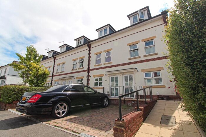 4 Bedroom Town House For Sale In Norwich Avenue, Bournemouth, BH2