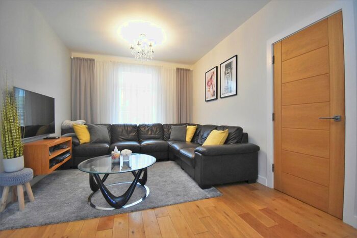 2 Bedroom Terraced House To Rent In Ballamore Road, Downham, Bromley, BR1