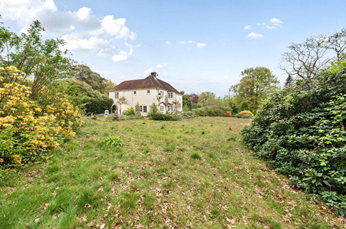 4 Bedroom Detached House For Sale In Pine Avenue, Camberley, Surrey, GU15